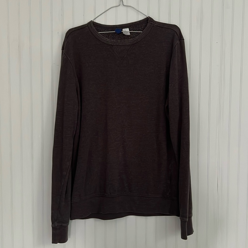 Divided Men’s sweatshirt.